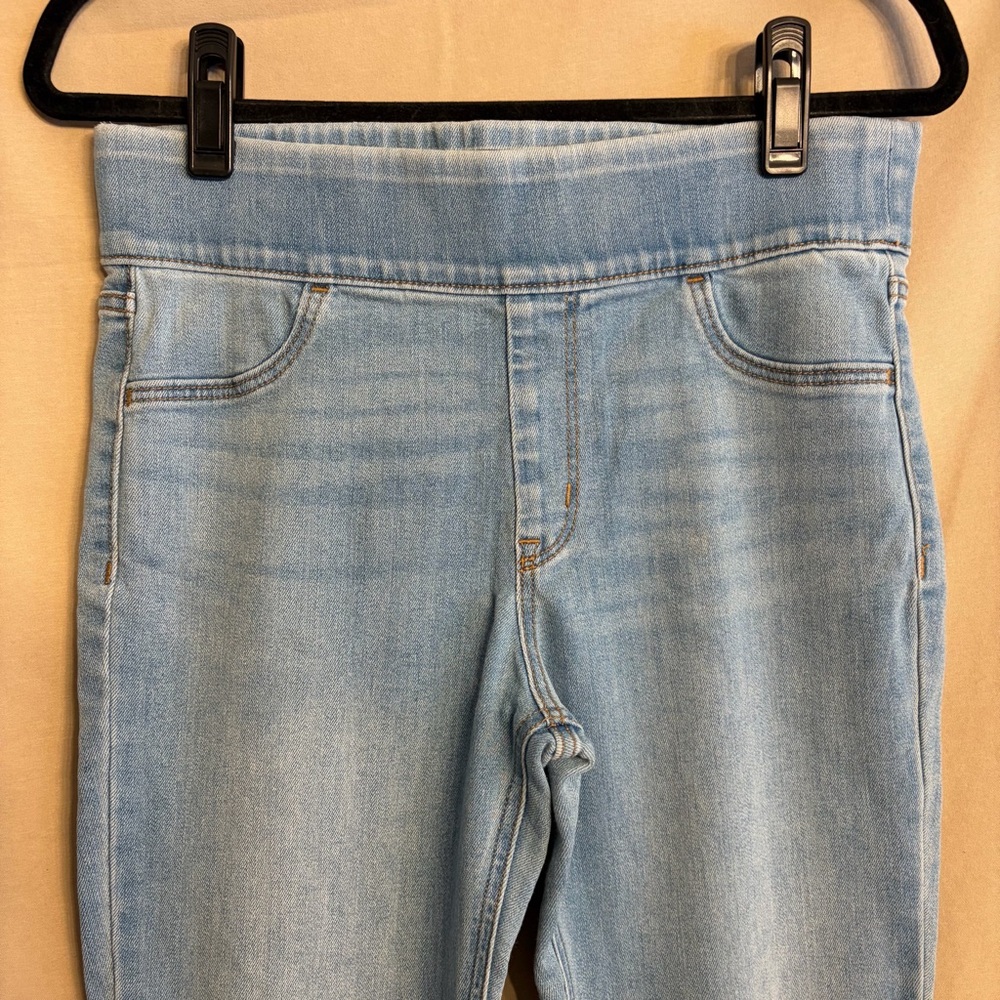 Old Navy Women’s 8 Rockstar Super Skinny Light Wash Women's Jeggings - Picture 2 of 7